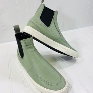 Nike Zoom Janoski Slip Mid